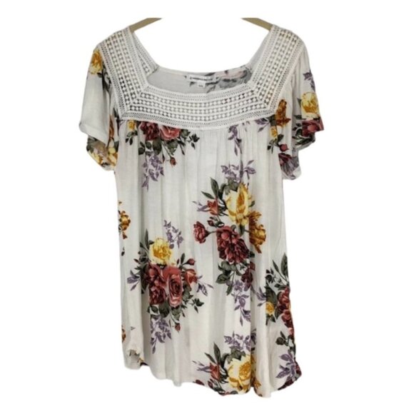 Warehouse  One NWT white floral flutter sleeve crochet boatneck t-shirt Medium - Picture 15 of 15